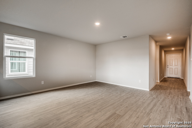 Image 6 of 16 For 2623 Pechora Pipit