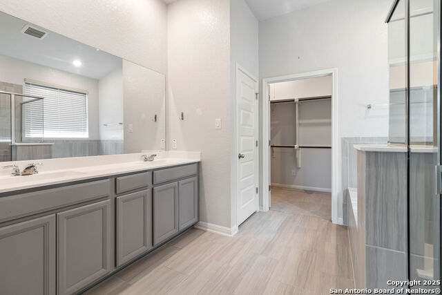 Listing photo id 9 for 9507 Garrison Way