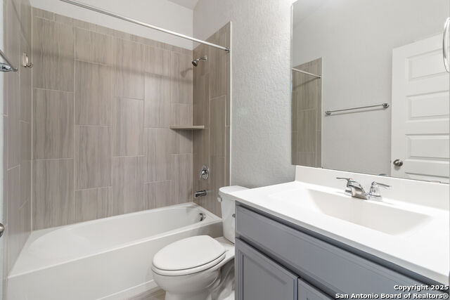 Listing photo id 10 for 9507 Garrison Way