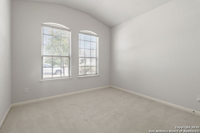 Listing photo id 11 for 9507 Garrison Way