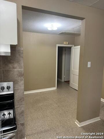 Image 5 of 8 For 1011 Alexander Hamilton Dr
