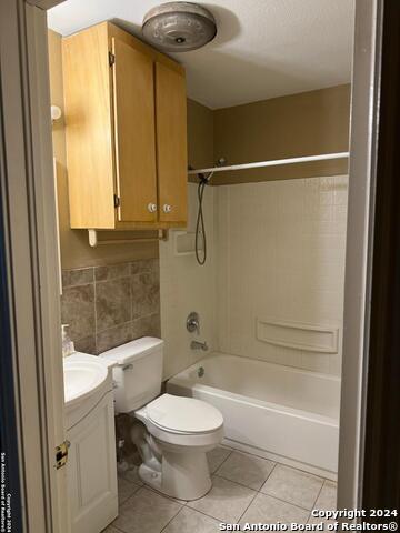 Image 8 of 8 For 1011 Alexander Hamilton Dr