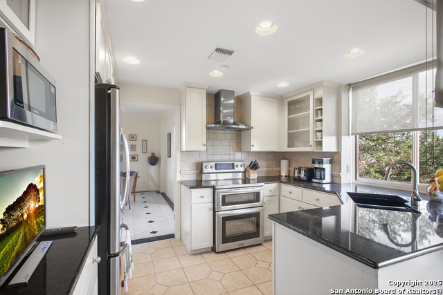 Image 10 of 38 For 7887 Broadway  302