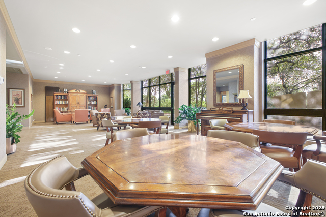 Image 29 of 38 For 7887 Broadway  302