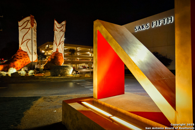 Image 32 of 38 For 7887 Broadway  302