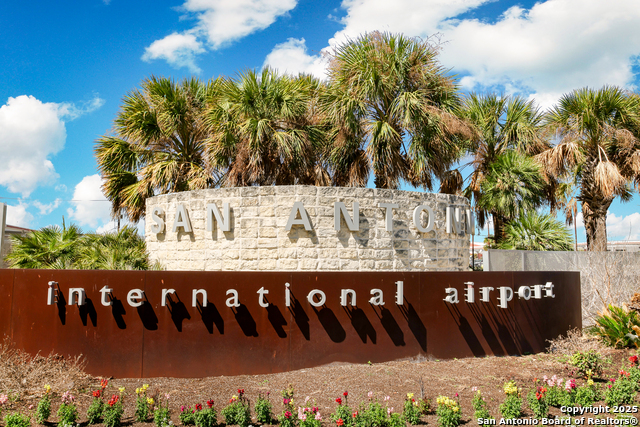 Image 33 of 38 For 7887 Broadway  302