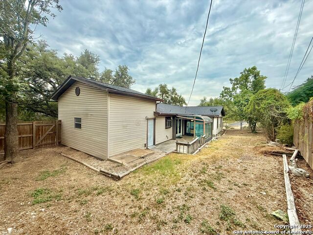 Image 28 of 33 For 103 Crestview