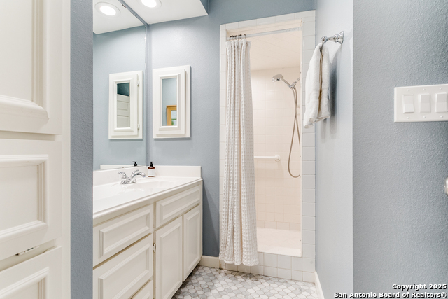 Listing photo id 20 for 201 Ellwood St 106