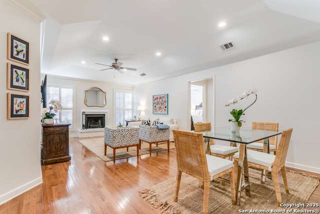 Listing photo id 7 for 201 Ellwood St 106
