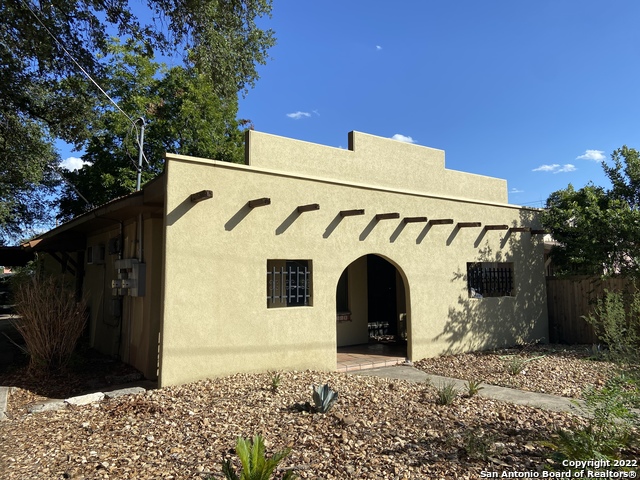 Details for 2318 Olmos Dr W, San Antonio, TX 78201