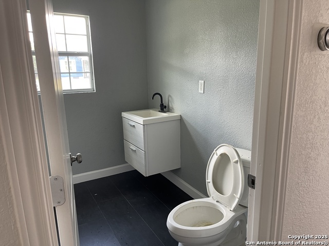 Listing photo id 5 for 2010 Texas