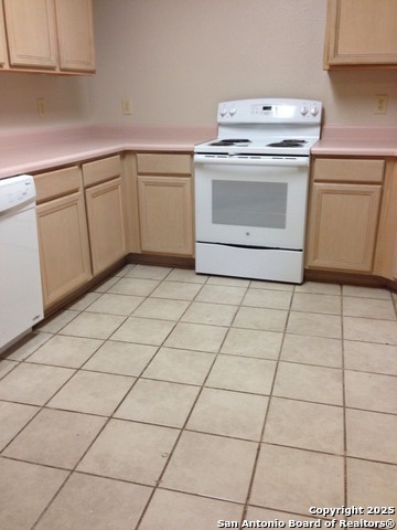 Image 4 of 13 For 6882 Crested Quail