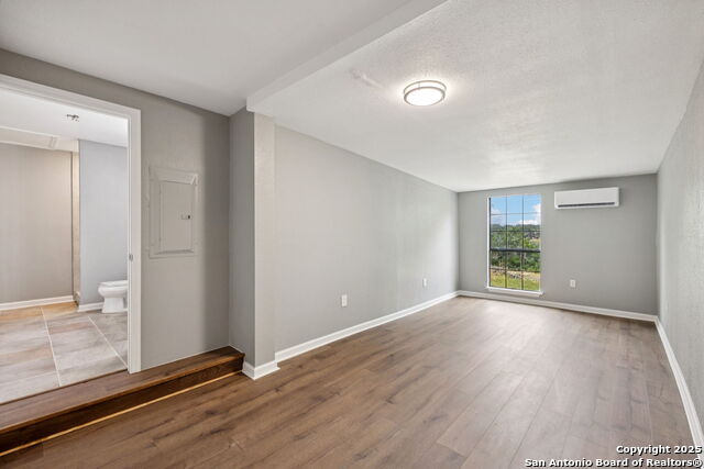 Image 7 of 22 For 1272 Rotherman