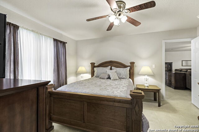 Image 10 of 23 For 1132 Mira Loma Lane