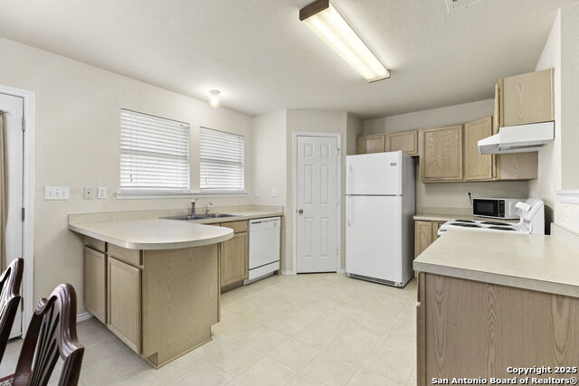 Image 8 of 23 For 1132 Mira Loma Lane