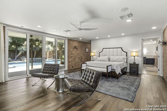 Image 2 of 36 For 108 Schreiner Pl
