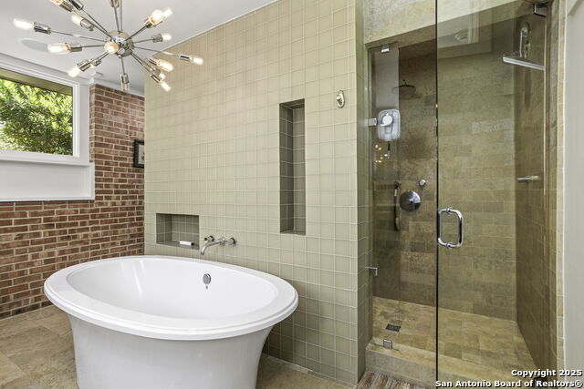 Image 22 of 36 For 108 Schreiner Pl