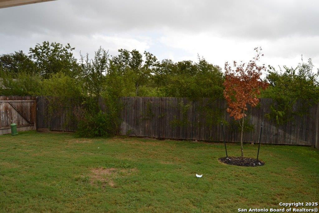 Image 3 of 11 For 8826 Scarlett Place