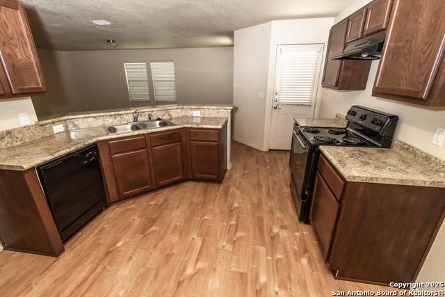 Image 7 of 11 For 8826 Scarlett Place