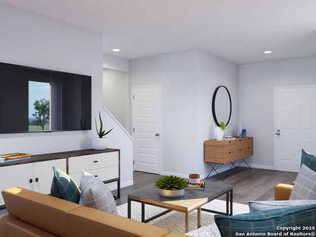 Image 7 of 31 For 2047 Olivia Drive