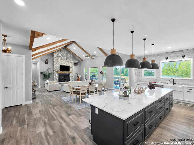 Listing photo id 11 for Tbd Fm 1986  