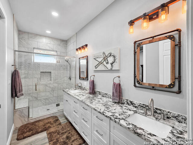 Listing photo id 28 for Tbd Fm 1986  