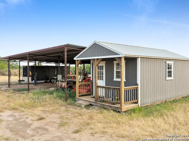 Listing photo id 32 for Tbd Fm 1986  