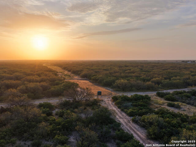 Listing photo id 38 for Tbd Fm 1986  