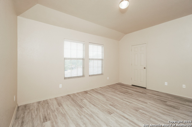 Listing photo id 3 for 3022 Aspen Meadow