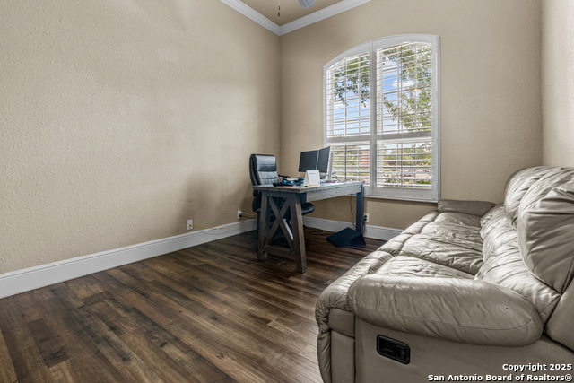 Image 10 of 36 For 8718 Silver Rock