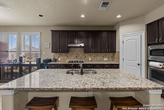 Image 15 of 36 For 8718 Silver Rock