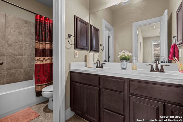 Image 25 of 36 For 8718 Silver Rock