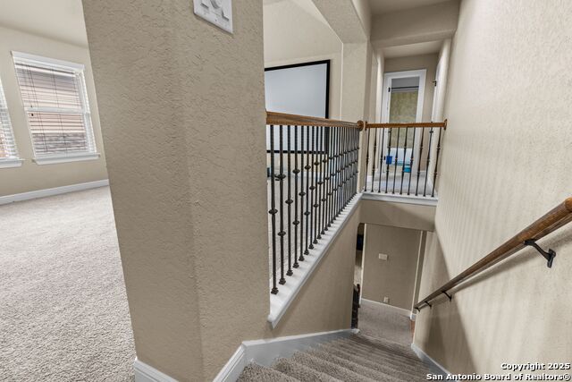 Image 29 of 36 For 8718 Silver Rock