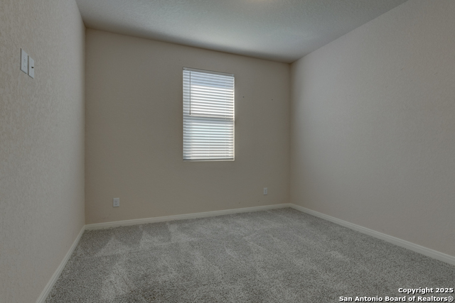 Listing photo id 11 for 216 Pudu Trail