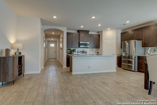 Listing photo id 23 for 216 Pudu Trail