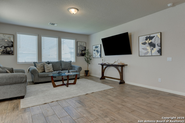 Listing photo id 24 for 216 Pudu Trail