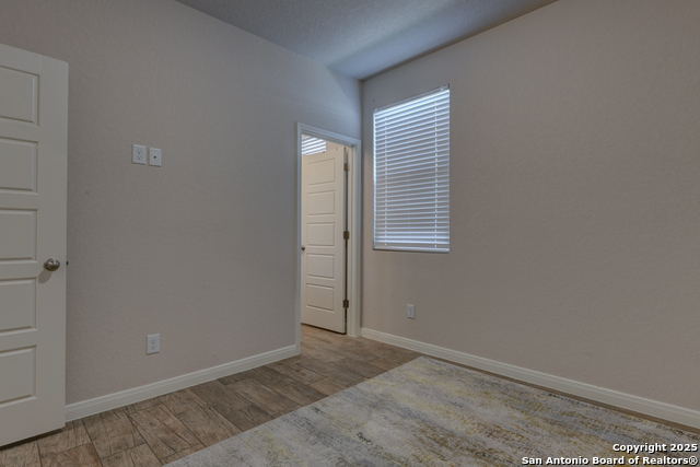 Listing photo id 29 for 216 Pudu Trail