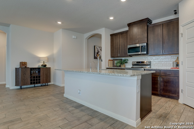 Listing photo id 2 for 216 Pudu Trail