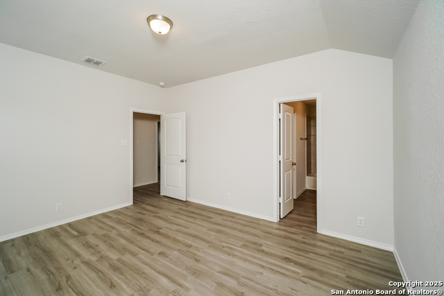 Image 4 of 17 For 10419 Clearwater Way