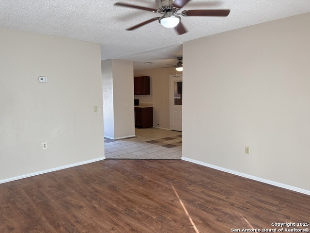 Listing photo id 4 for 104 Meadow Hill