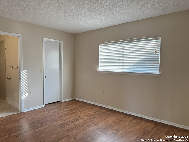 Listing photo id 5 for 104 Meadow Hill