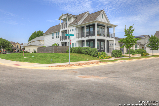 Details for 605 Creekside, New Braunfels, TX 78130