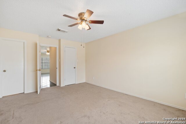 Image 18 of 38 For 7806 Larcrest Ln