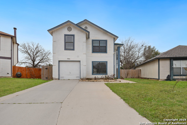 Image 2 of 38 For 7806 Larcrest Ln