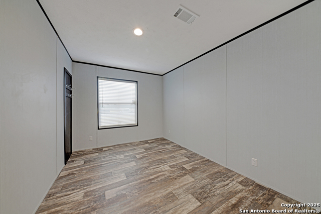 Image 22 of 28 For 124 Galle Estates Circle