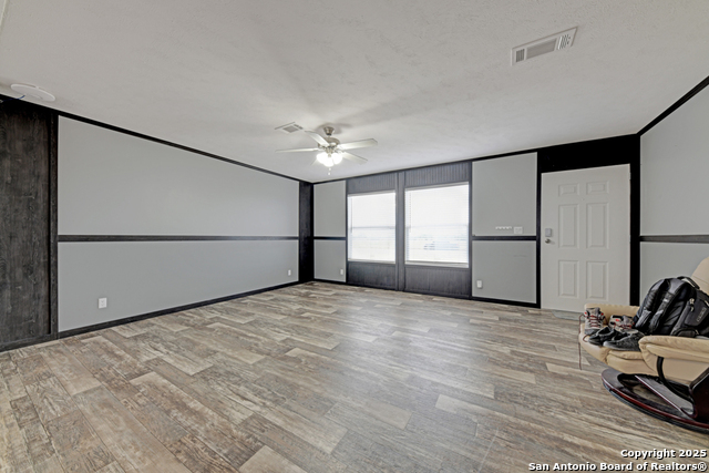 Image 7 of 28 For 124 Galle Estates Circle