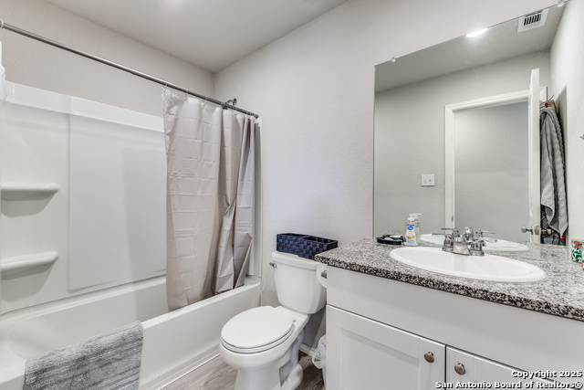 Image 11 of 12 For 7507 Vista Grove