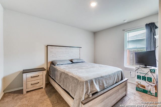Image 7 of 12 For 7507 Vista Grove
