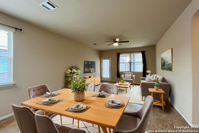 Image 3 of 60 For 8406 Loska Green