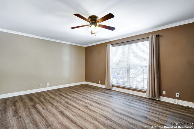 Listing photo id 11 for 11602 Shotgun Way